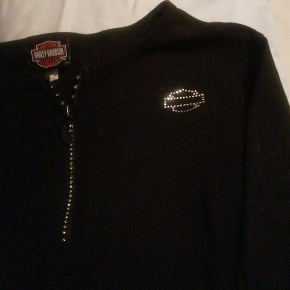 Shirt - Picture 3 of 6